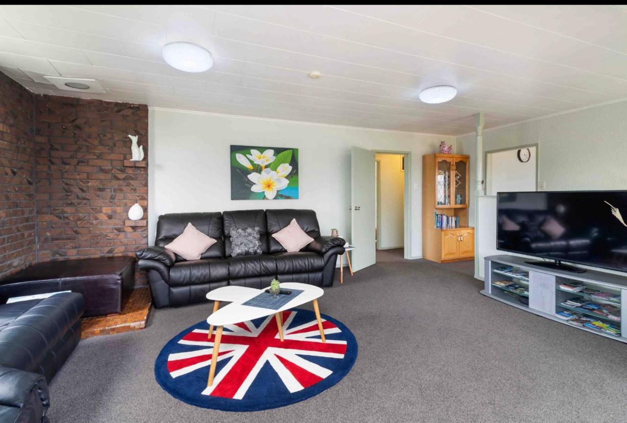 רוטורואה Mountain Top Kiwi Star Holiday Home מראה חיצוני תמונה