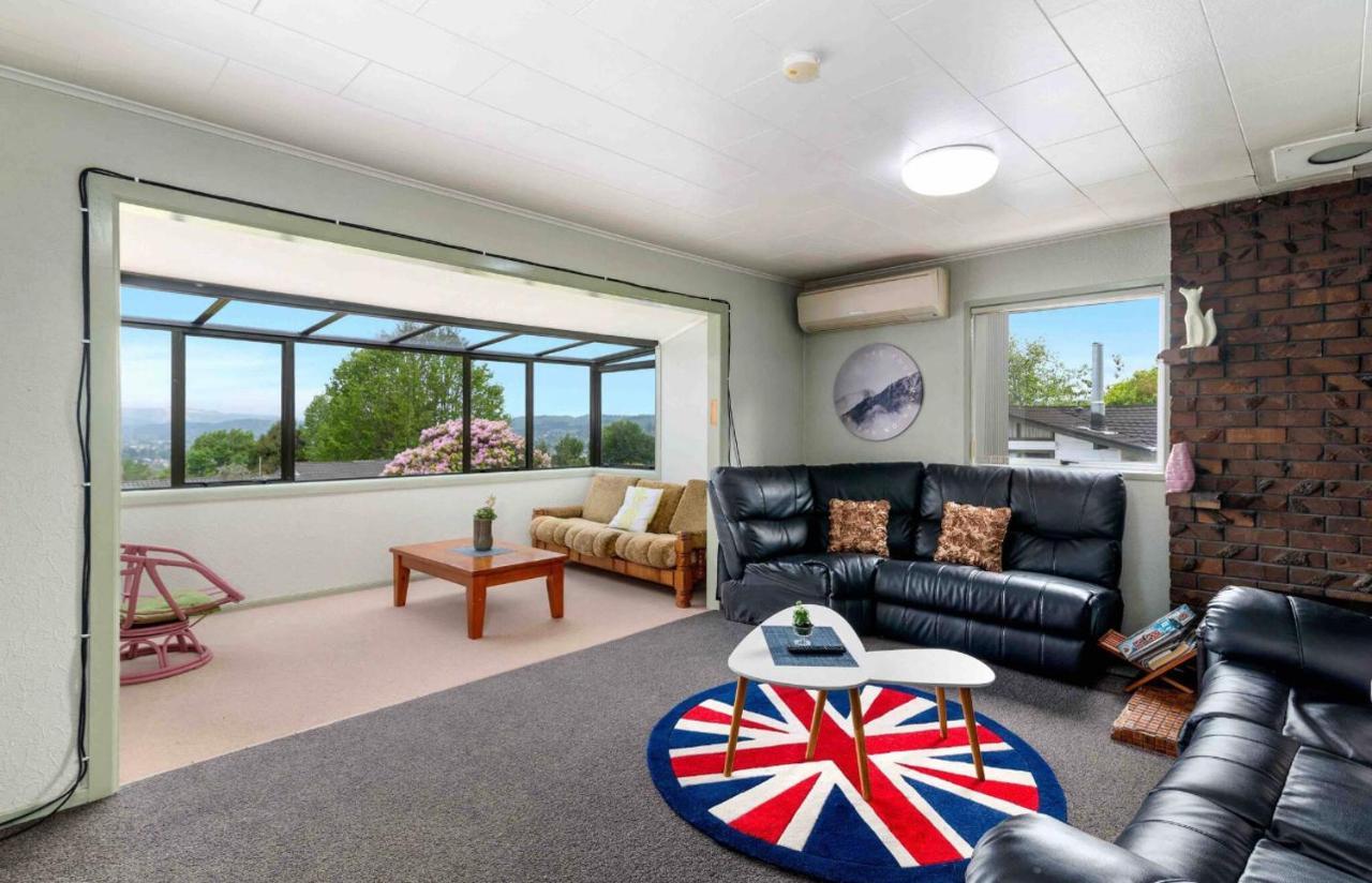 רוטורואה Mountain Top Kiwi Star Holiday Home מראה חיצוני תמונה