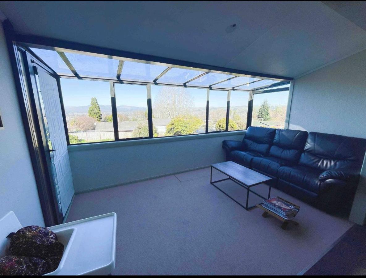 רוטורואה Mountain Top Kiwi Star Holiday Home מראה חיצוני תמונה